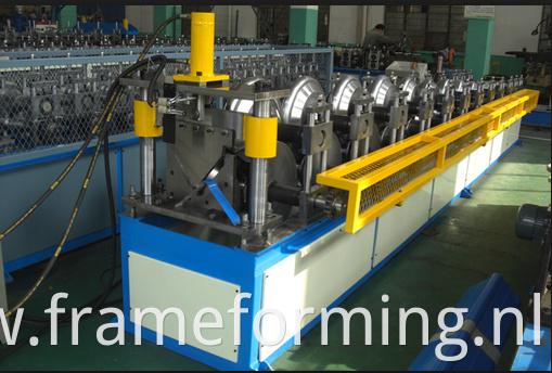 Step Tile Ridge Cap Forming Machine 02